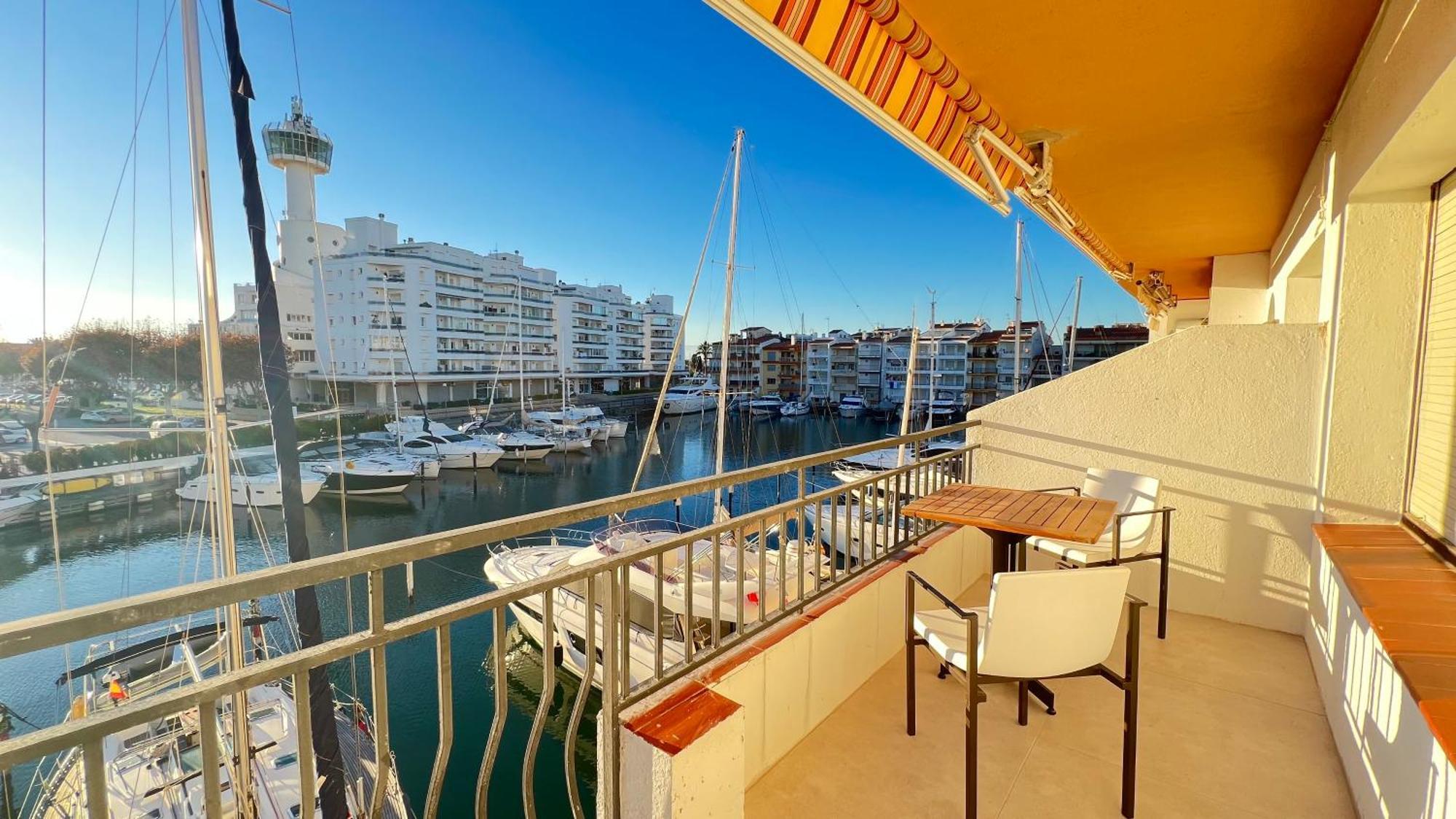 Estudio Frente Al Canal Con Terraza Empuriabrava Dış mekan fotoğraf