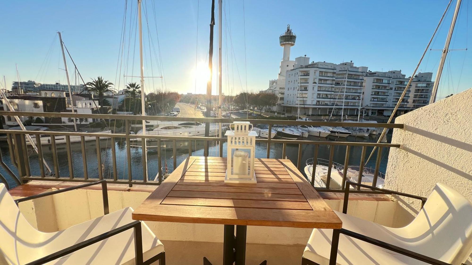 Estudio Frente Al Canal Con Terraza Empuriabrava Dış mekan fotoğraf