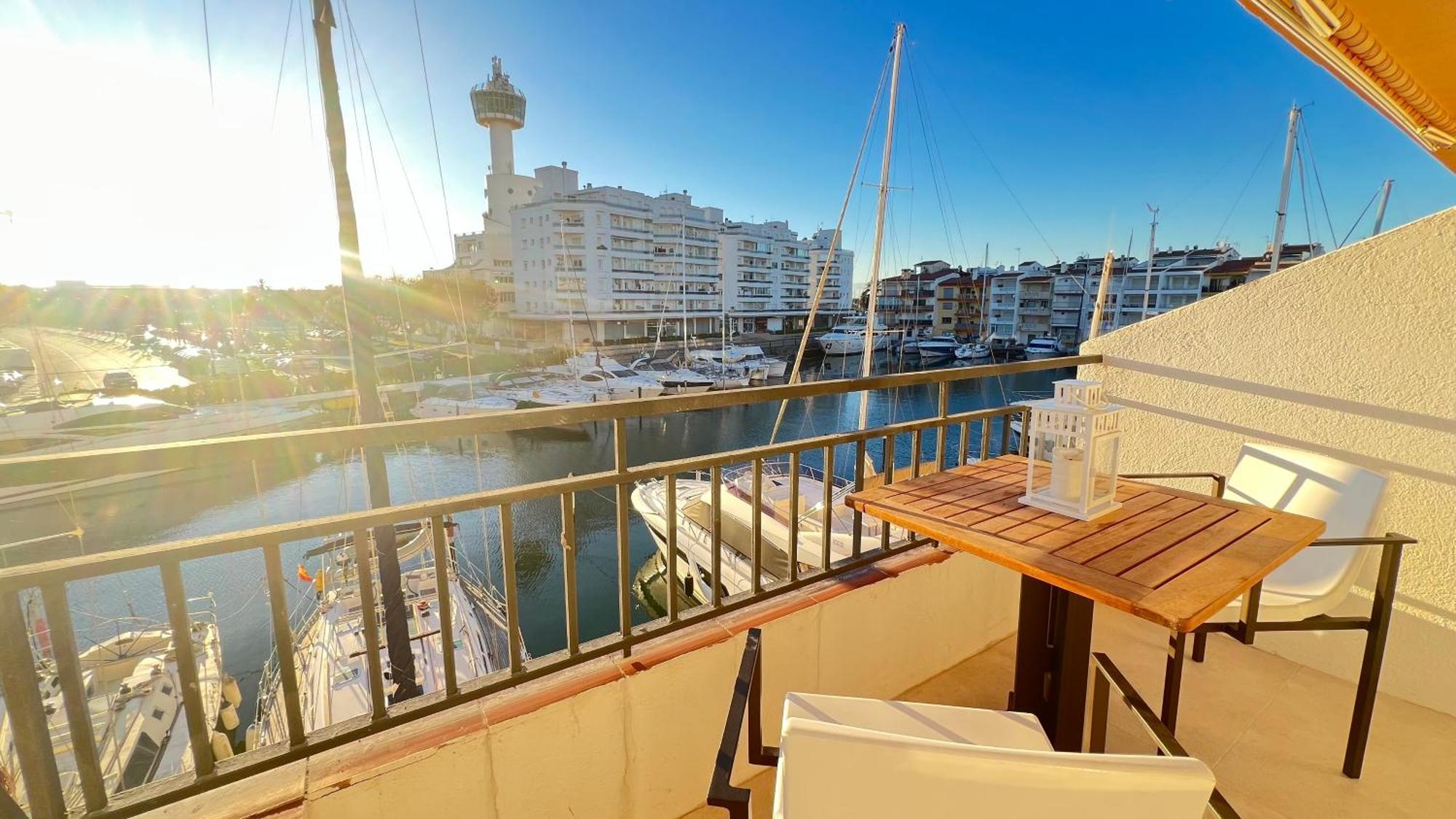 Estudio Frente Al Canal Con Terraza Empuriabrava Dış mekan fotoğraf