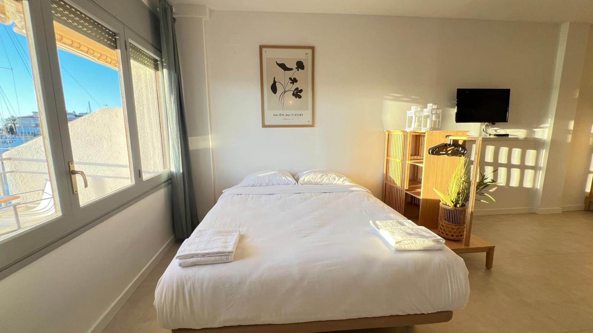 Estudio Frente Al Canal Con Terraza Empuriabrava Dış mekan fotoğraf
