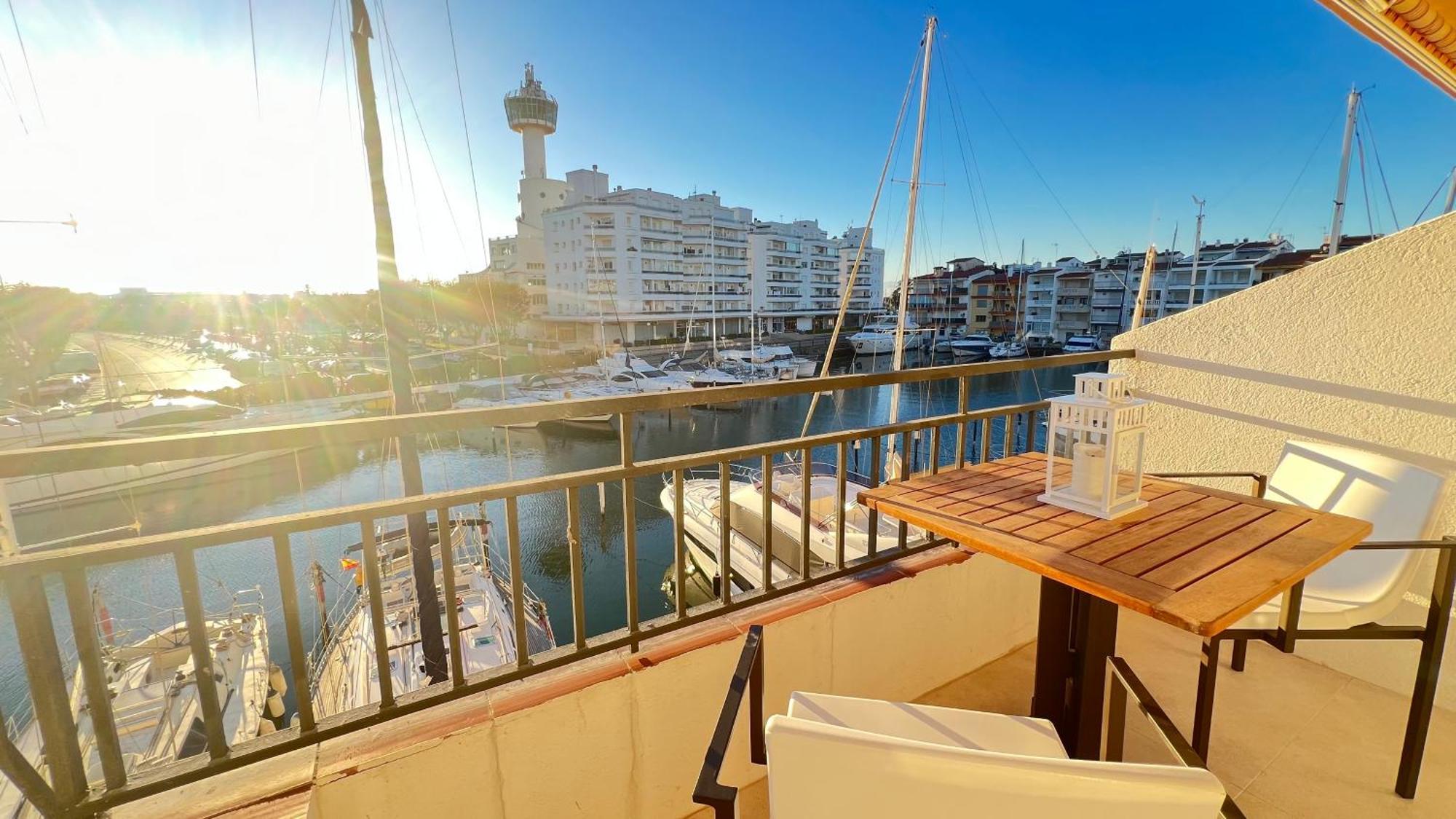 Estudio Frente Al Canal Con Terraza Empuriabrava Dış mekan fotoğraf